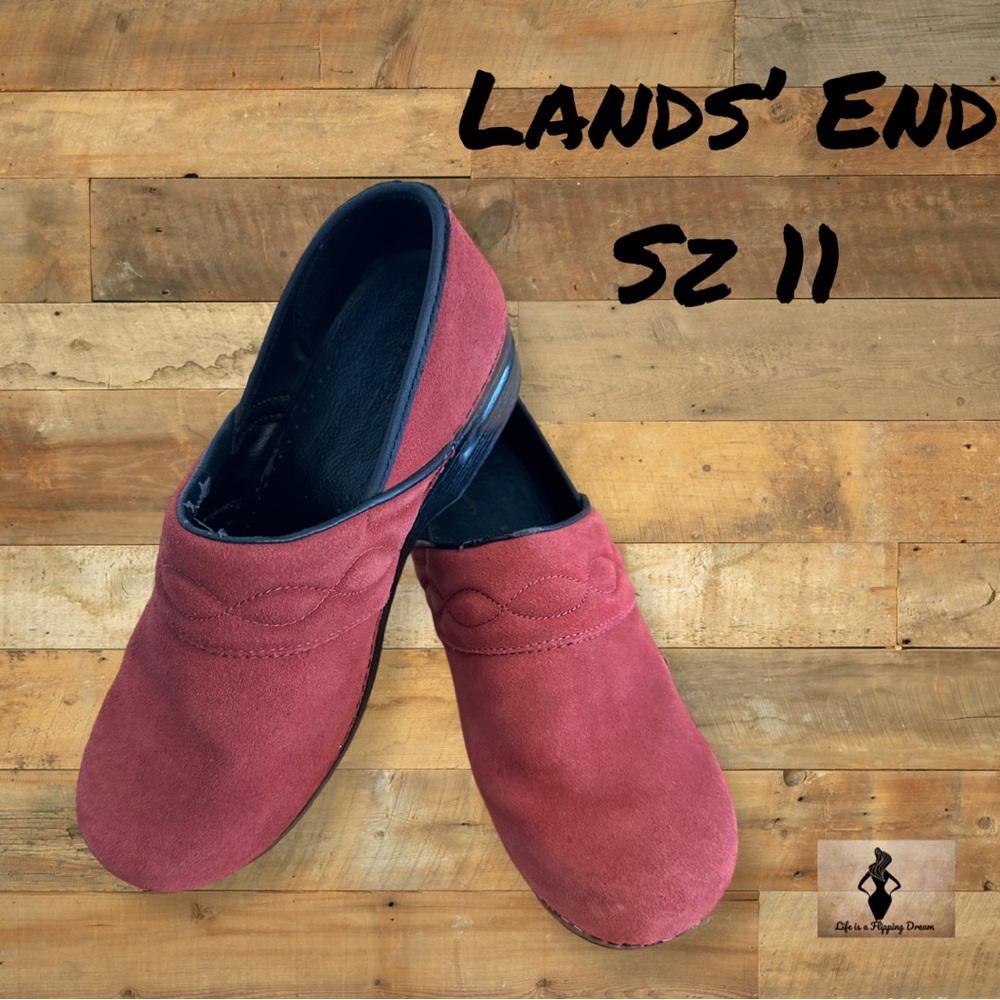 Lands’ End Women’s Sz 11 Burgundy Suede clogs